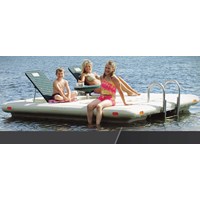 /Files/Images/Hewitt/Flagship Other Products/Otter Island Swim Raft/OtterIsland_header.jpg